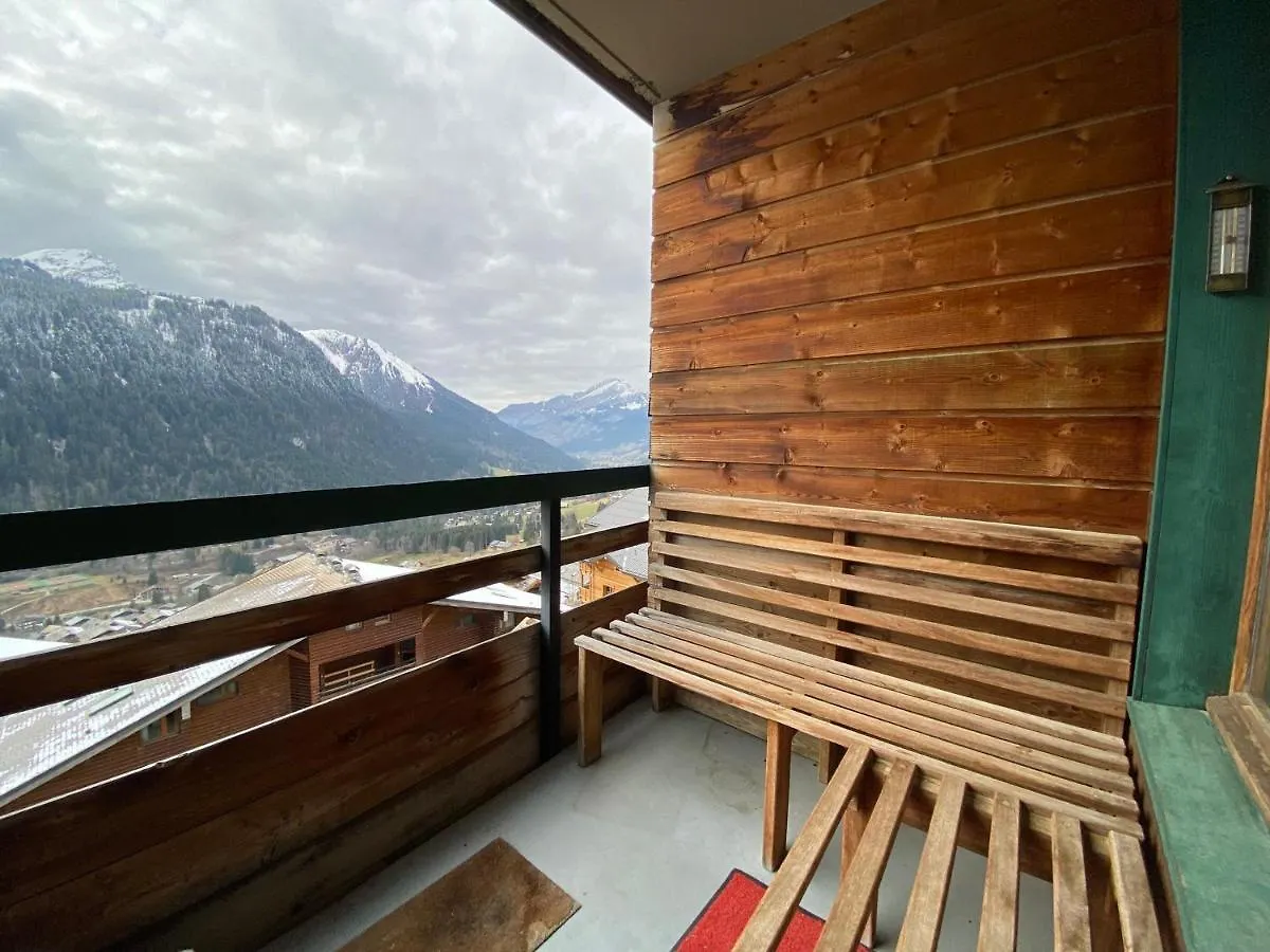 Studio Confortable Pres Du Centre Avec Balcon Et Parking - Fr-1-693-74 Chatel