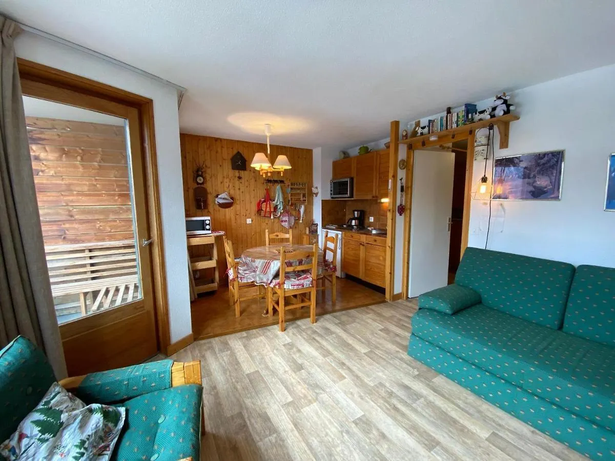 Studio Confortable Pres Du Centre Avec Balcon Et Parking - Fr-1-693-74 Chatel France